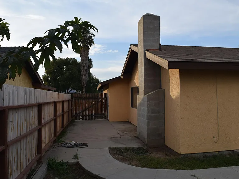 3804 April St — Photo 29
