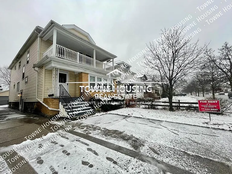 418 Colvin Ave #UPPER — Photo 42