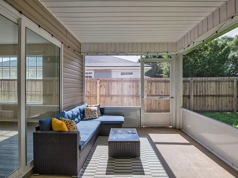 1477 Sturbridge Pl — Photo 25