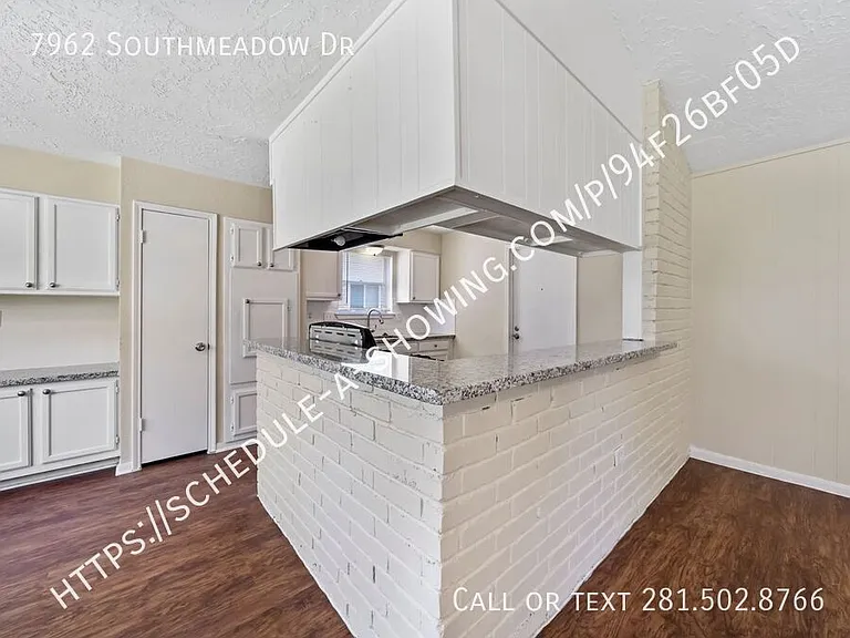 7962 Southmeadow Dr — Photo 13