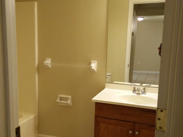 2231 Ascot Ct #2 — Photo 22