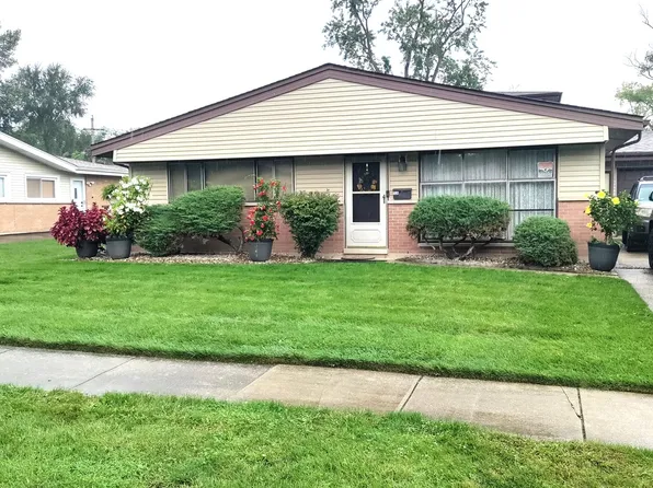 126 Hay St, Park Forest, IL 60466