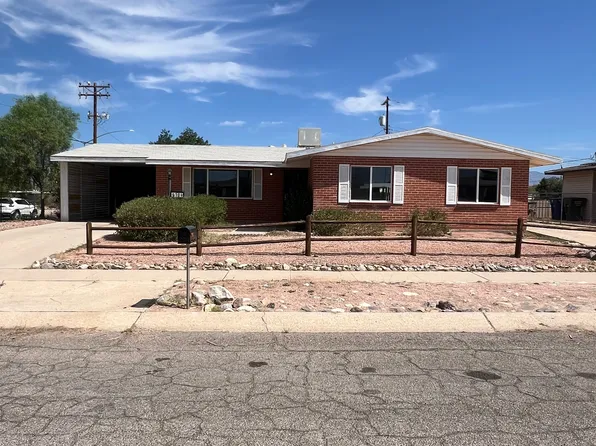 6701 E Nelson Dr, Tucson, AZ 85730