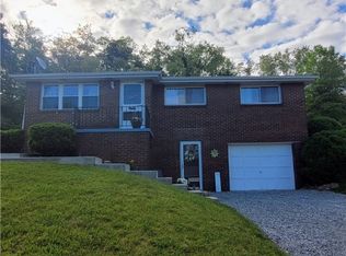 1771 Craig Dr, Irwin, PA 15642