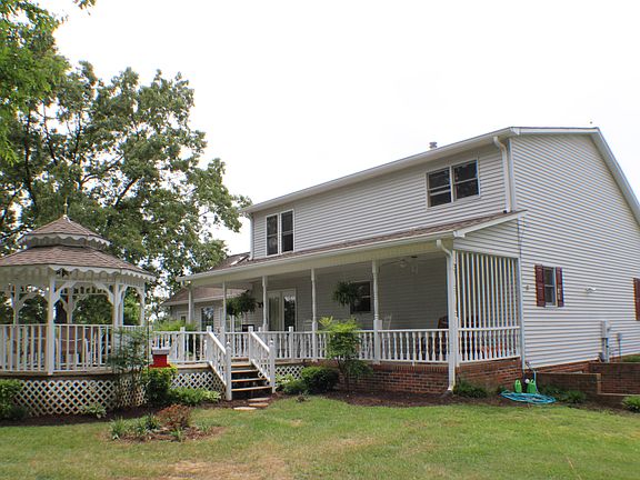 2nd image of 528 Westgate