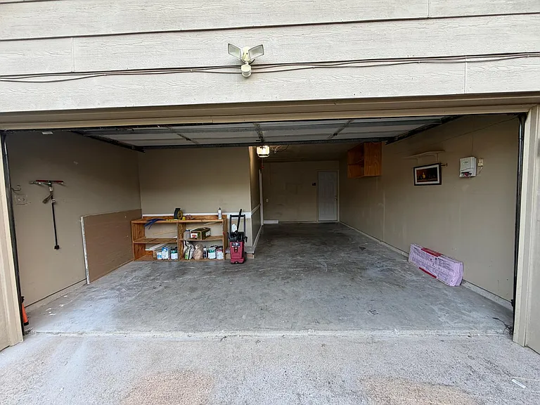 3901 Las Brisas Dr — Photo 48