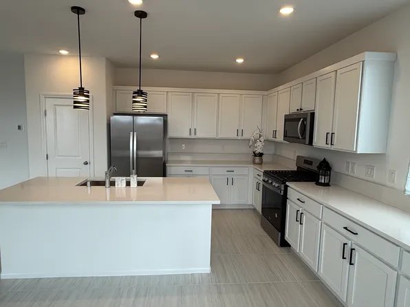 (undisclosed Address), Las Vegas, NV 89113