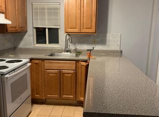 369 S Pacific Ave, Pittsburgh, PA 15224