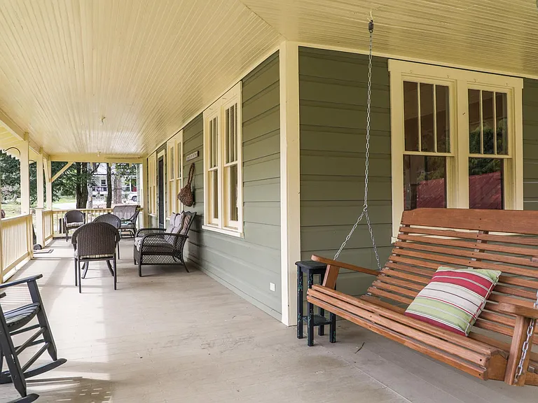 493 Valley St — Photo 26