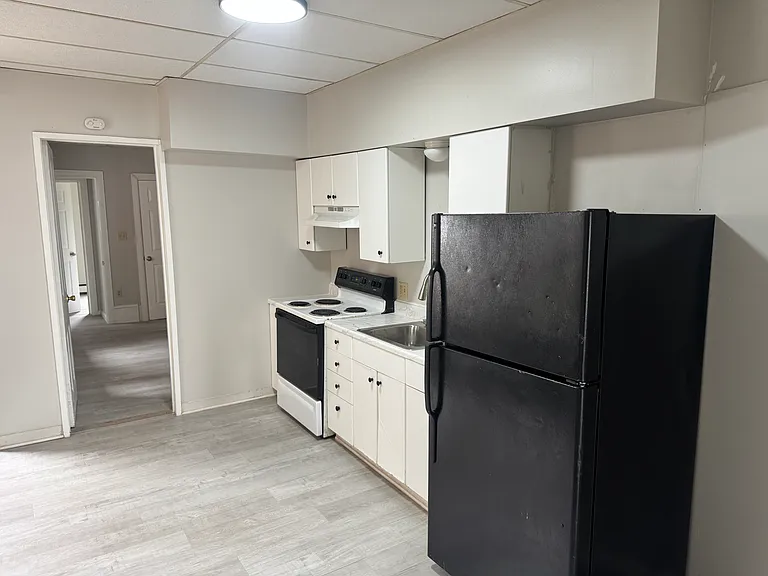 51 Walnut Street Apt 2 — Photo 14