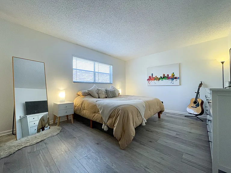 10415 Carrollbrook Cir #207 — Photo 7