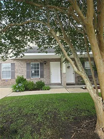133 Lakewood Dr #A — Photo 2
