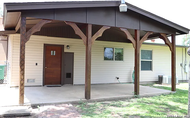 3910 Portsmouth Dr — Photo 16