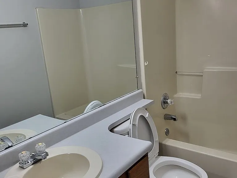 205 Keystone Dr — Photo 6