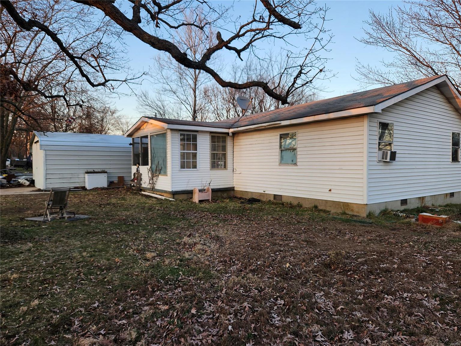 100 Tower Rd, Phillipsburg, MO 65722 | Zillow