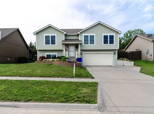 2441 Sawmill Rd, Junction City, KS 66441