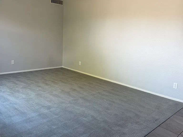 2349 E Alameda Dr — Photo 34