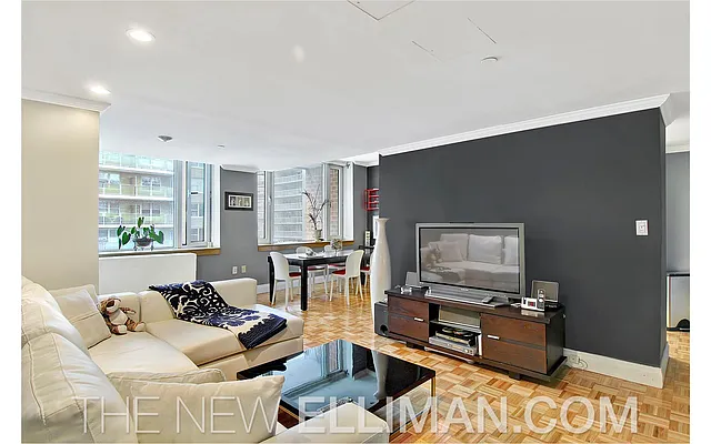 Rented by Douglas Elliman | media 2