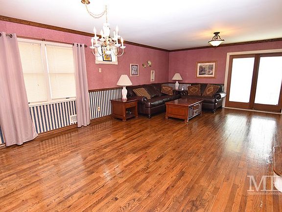 3rd image of 7304 Avenue T