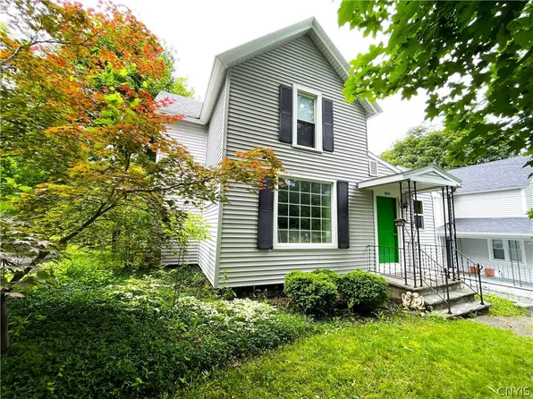 8036 Cazenovia Rd, Manlius, NY 13104