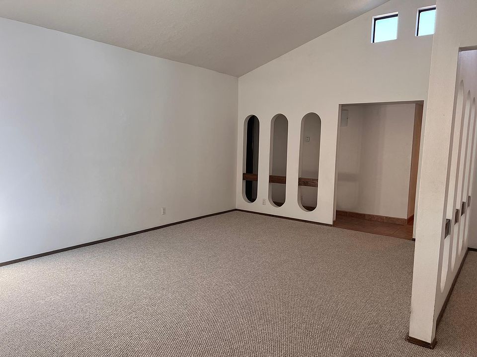 1st image of 2194 Lumbre Ct