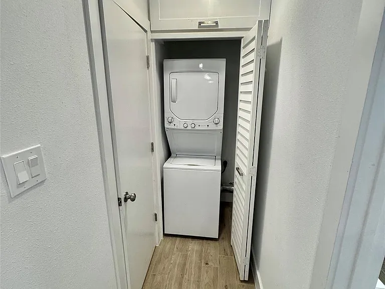 412 Pacific St #11B — Photo 6