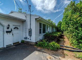 19 Dale Ct, Chicopee, MA 01013
