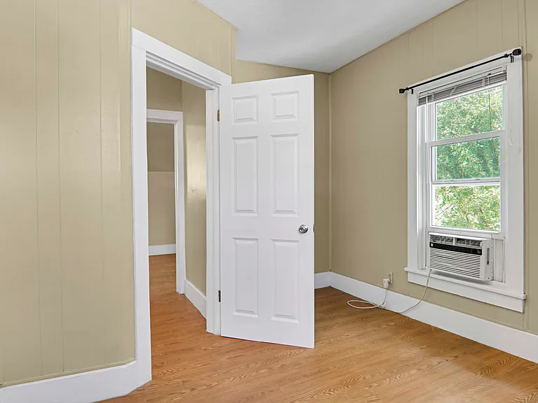 702 S Madison St #1 — Photo 15