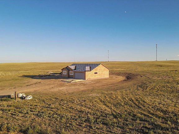 2nd image of 2177 Roan Trl