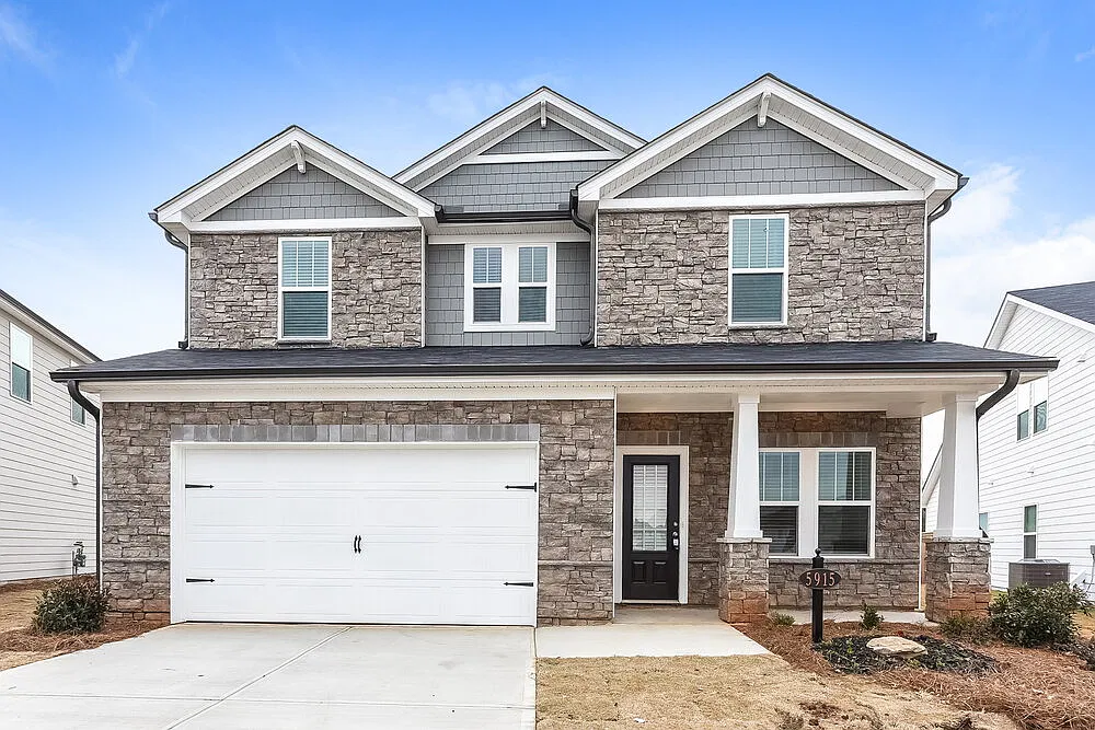 4 bed, 2.5 bath, 2479 sqft, $3,260 — Photo 1