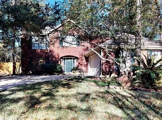 2 Elk Crossing Dr, Spring, TX 77381