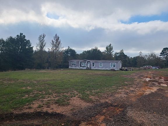 3rd image of 2048 County Road 426 N