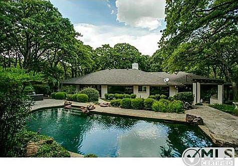 1st image of 2913 Hickory Hill Ln