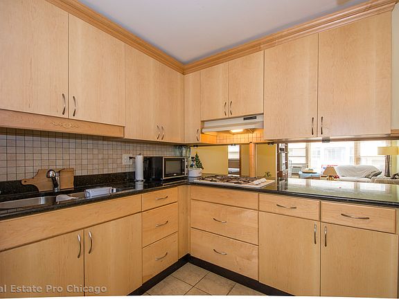 3rd image of 5457 W Edmunds St APT 1B