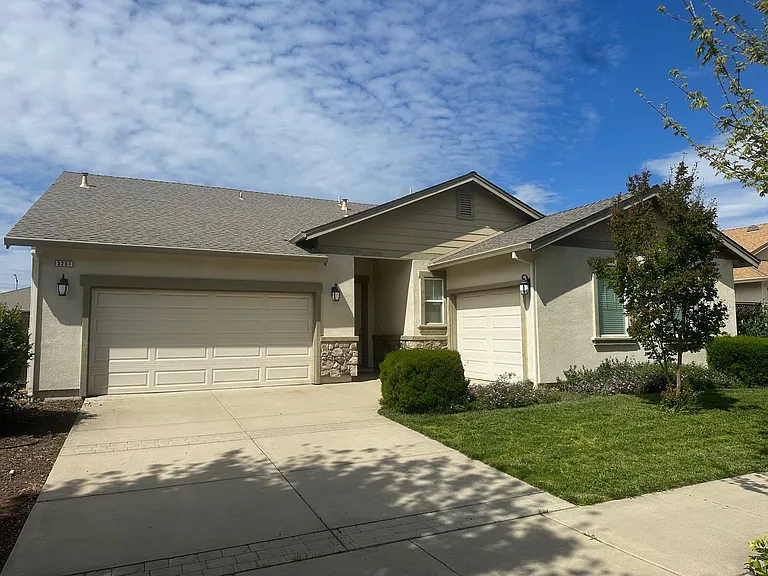 3251 Tinker Creek Way — Photo 1