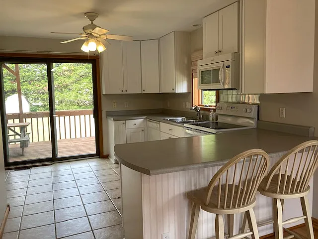 14 Dartmouth Dr — Photo 43