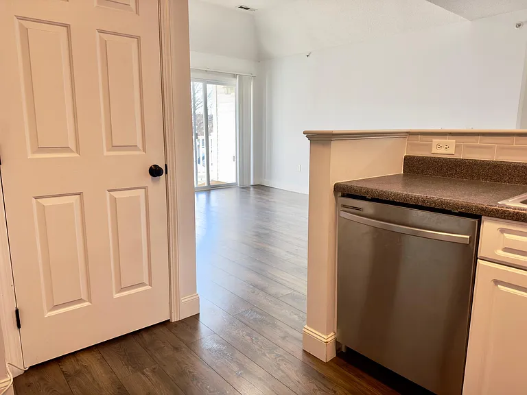 78 Mill St #302 — Photo 32