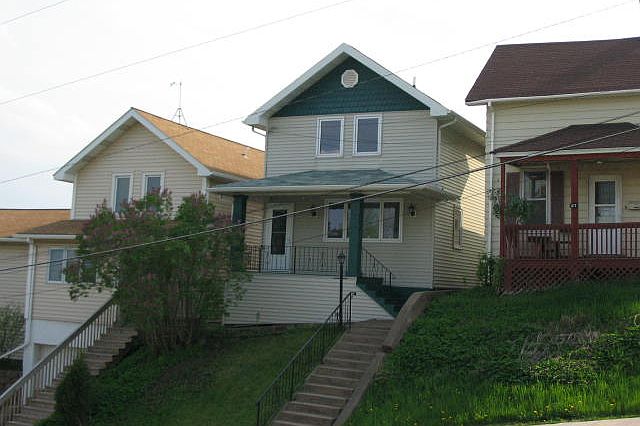 1st image of 607 N Lake Ave