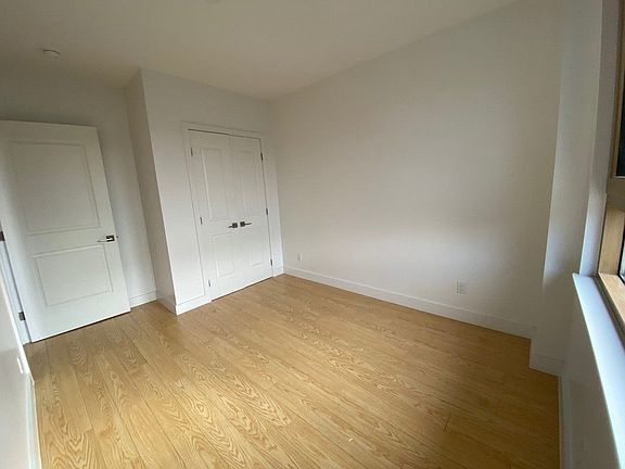 4th image of 379 Harman St APT 5D
