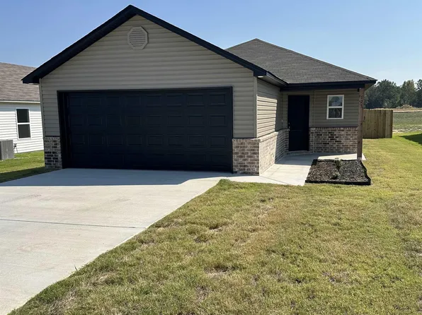 125 Sarah Alyse Ln, Cabot, AR 72023