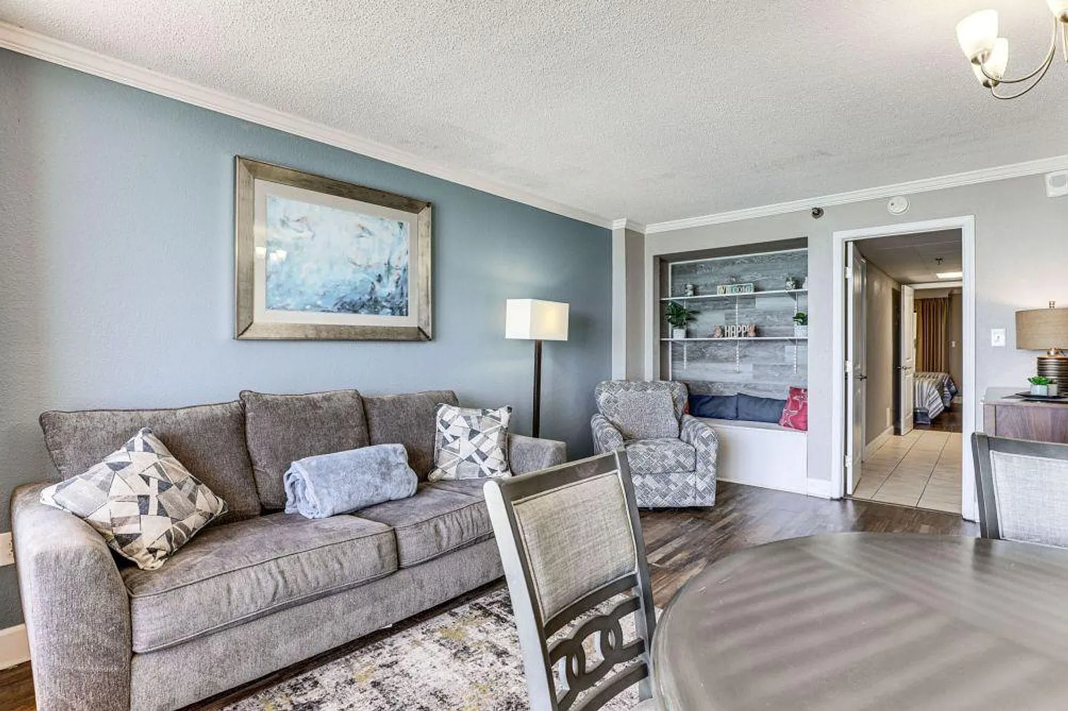 1 bed, 1.0 bath, 624 sqft, $2,277 — Photo 1