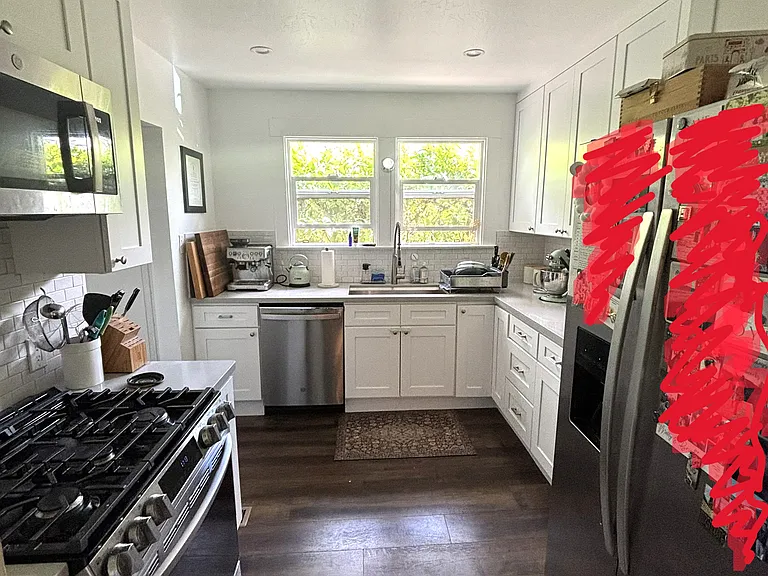 429 E Bellevue Ave — Photo 12