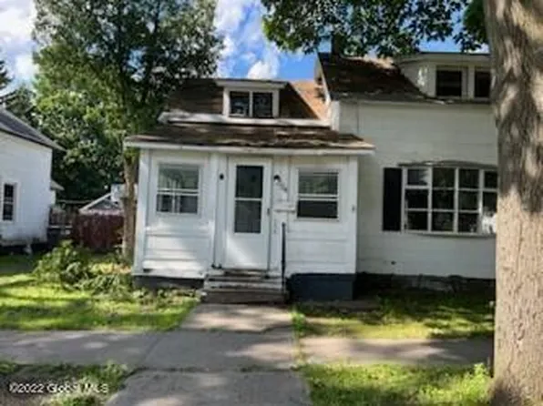 24 La Barge Street, Hudson Falls, NY 12839