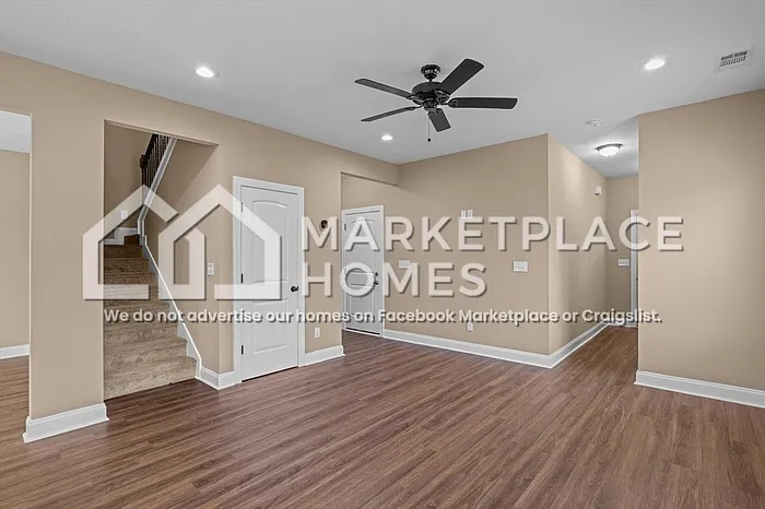 4 bed, 2.5 bath, 1745 sqft, $1,795 — Photo 4