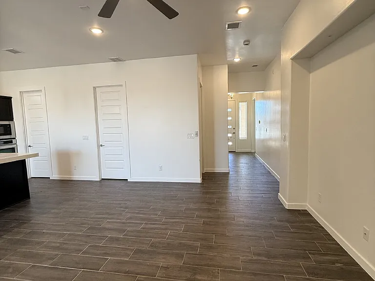 13389 Carterton Ave — Photo 22