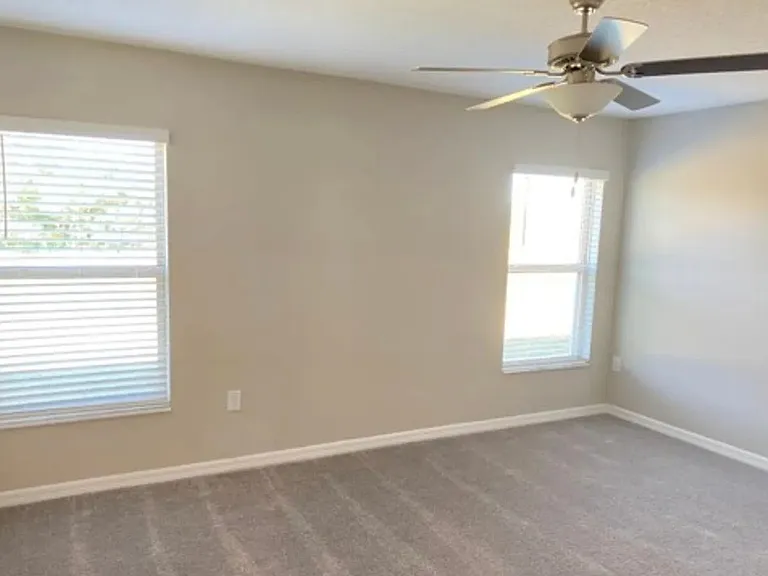 16628 Delia St — Photo 11