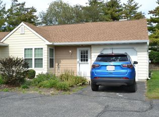 190 Theodore Dr, Coram, NY 11727