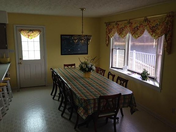 Main Level Dining Rm 2