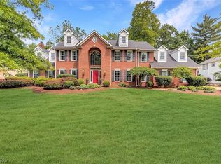 9237 Province Ln, Brecksville, OH 44141