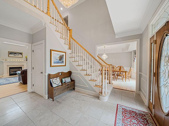 2nd image of 71443 Stags Leap Ct